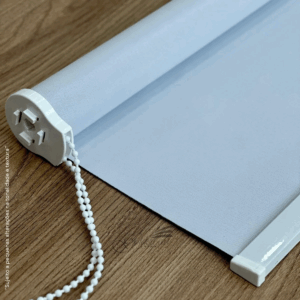 Cortina Rolo Blackout De Medida 1,00x1,20 Blecaute 0% Luz